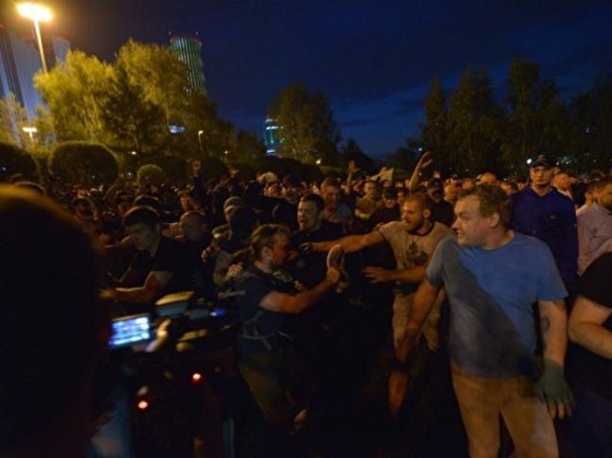 Екатеринбург протестует против церкви на месте центрального городского сквера