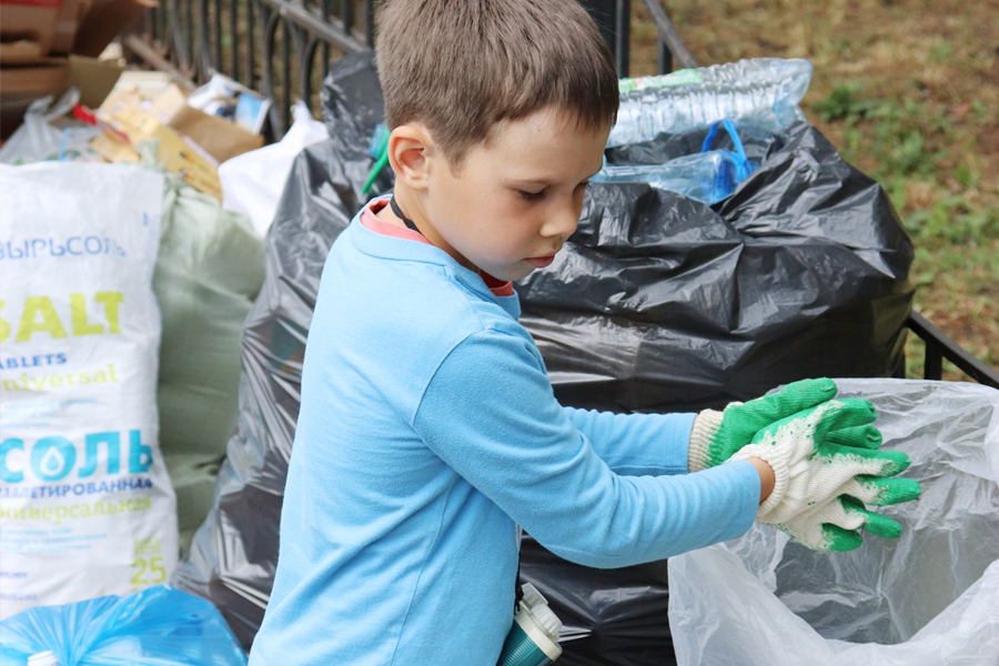 Детям могут предоставить льготу на коммунальную услугу по вывозу мусора