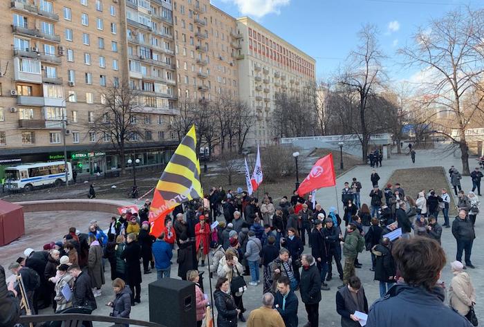 В Москве прошел митинг против застройки Бадаевского пивзавода