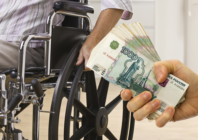 Путина просят защитить пособия по инвалидности от списания за долги