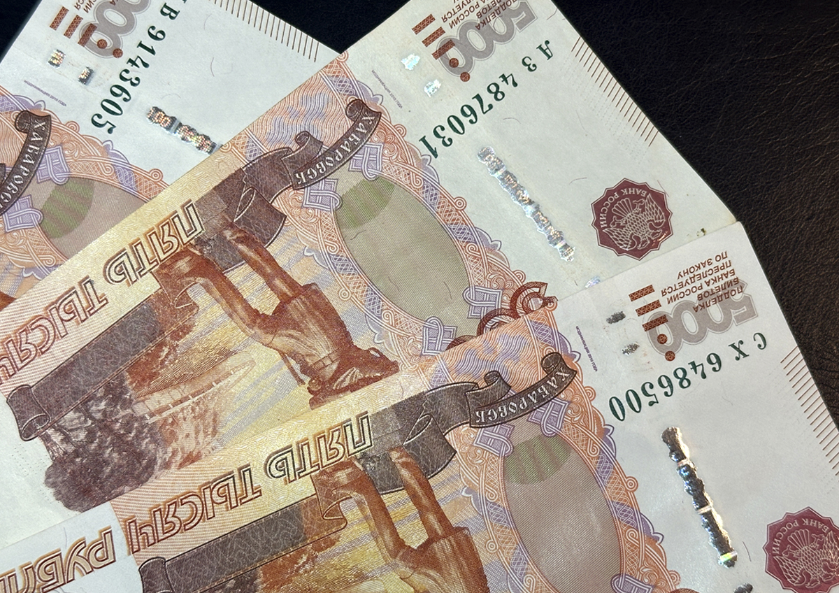 В Екатеринбурге суд взыскал более 350 тыс. компенсации за недоделанную лестницу