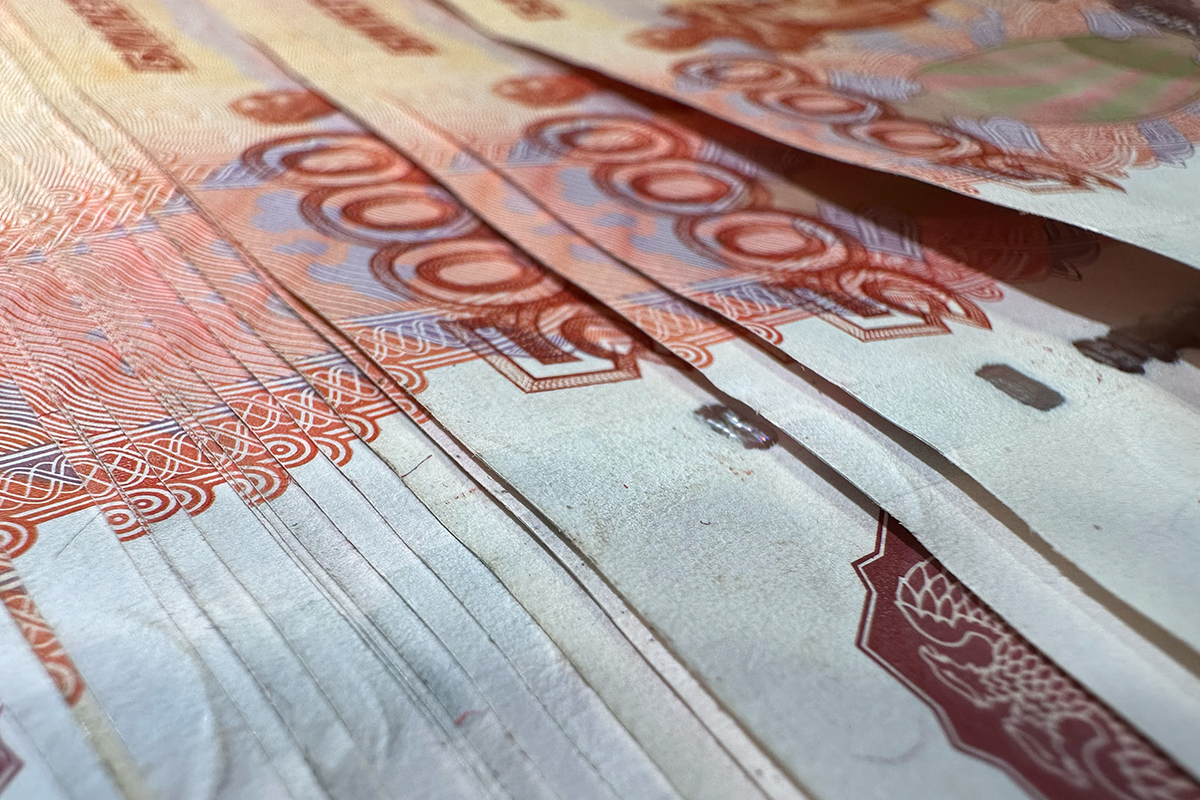 За распитие медовухи во дворе дома могут оштрафовать по КоАП РФ
