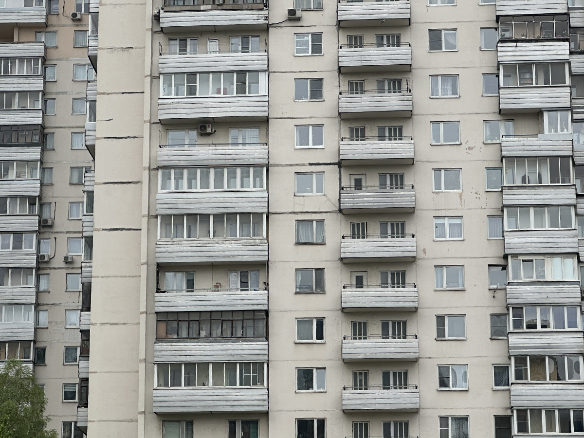 В выписке из ЕГРН отображается, не претендует ли кто на вашу квартиру