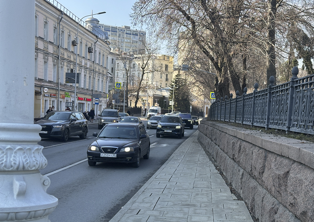 За повышенный шум при эксплуатации ТС водителей оштрафуют на 2500 рублей