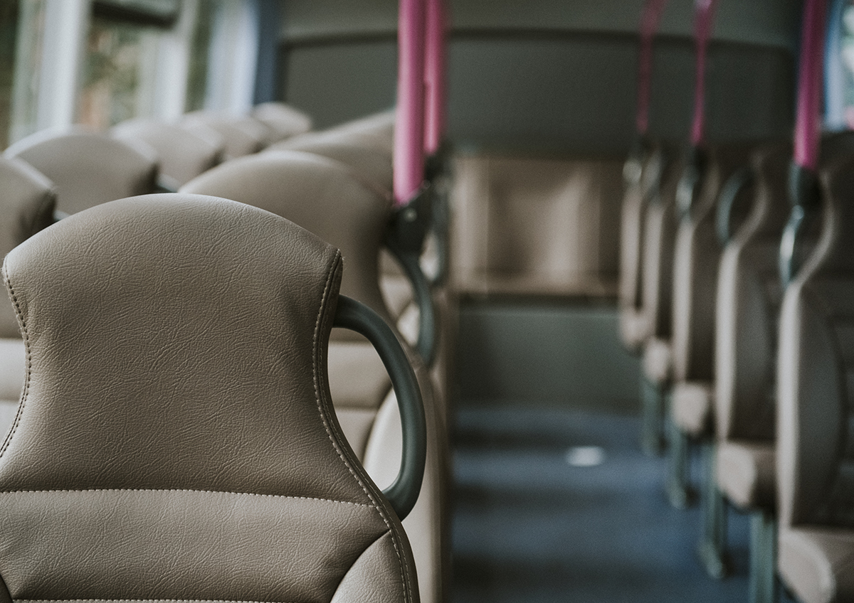 За падение в автобусе пассажиру заплатят компенсацию 150 тыс. рублей