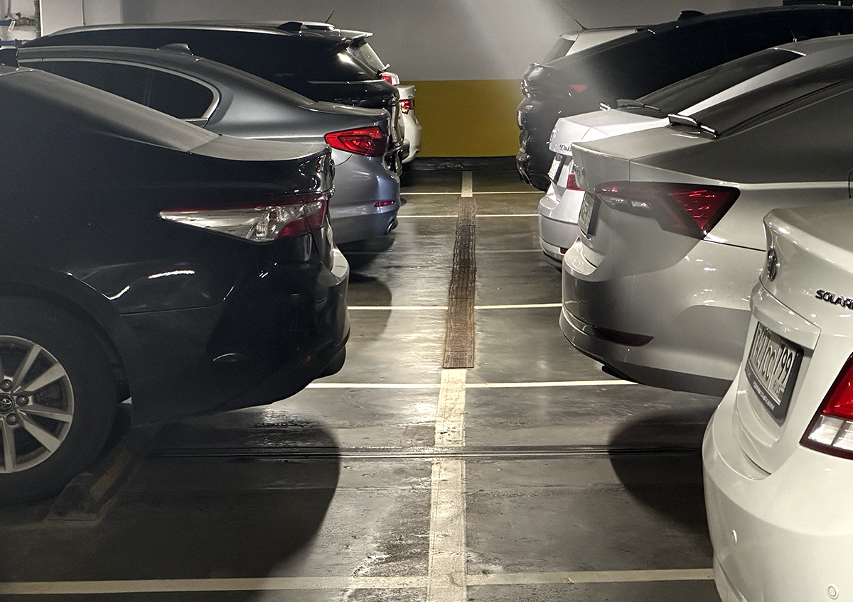 Общедомовые расходы за капремонт обязаны нести собственники машиномест под домом