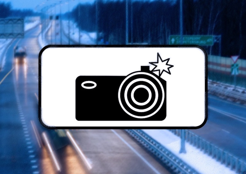 На российских дорогах введут новый дорожный знак «Фотовидеофиксация»