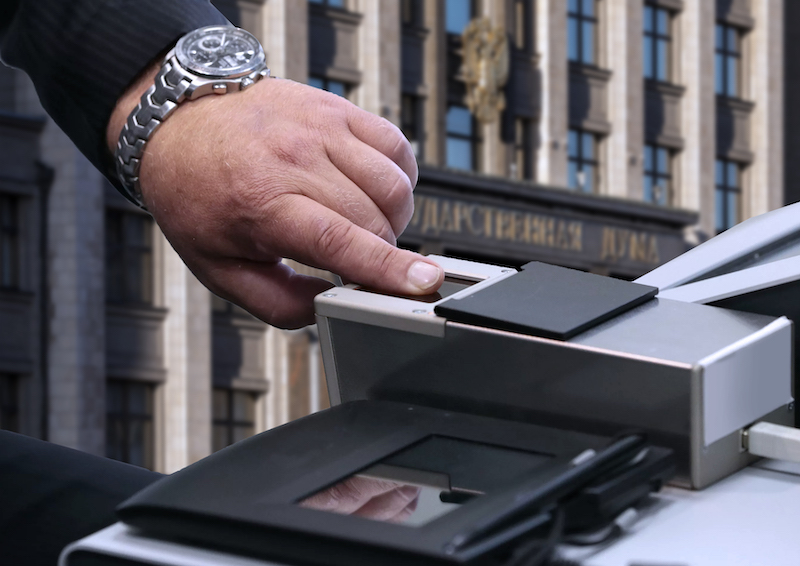 В Госдуме принят закон о новых возможностях использования биометрии