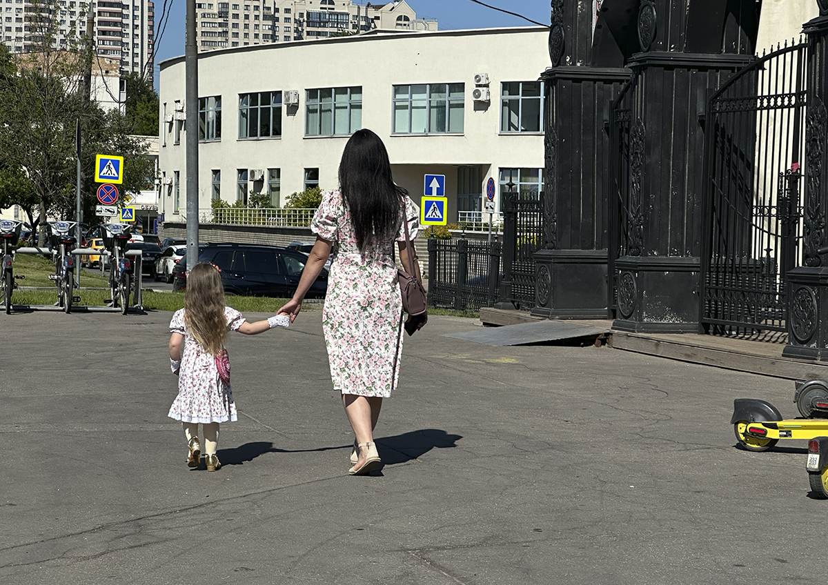 Отказ от общения с детьми может стать основаниями для лишения родительских прав