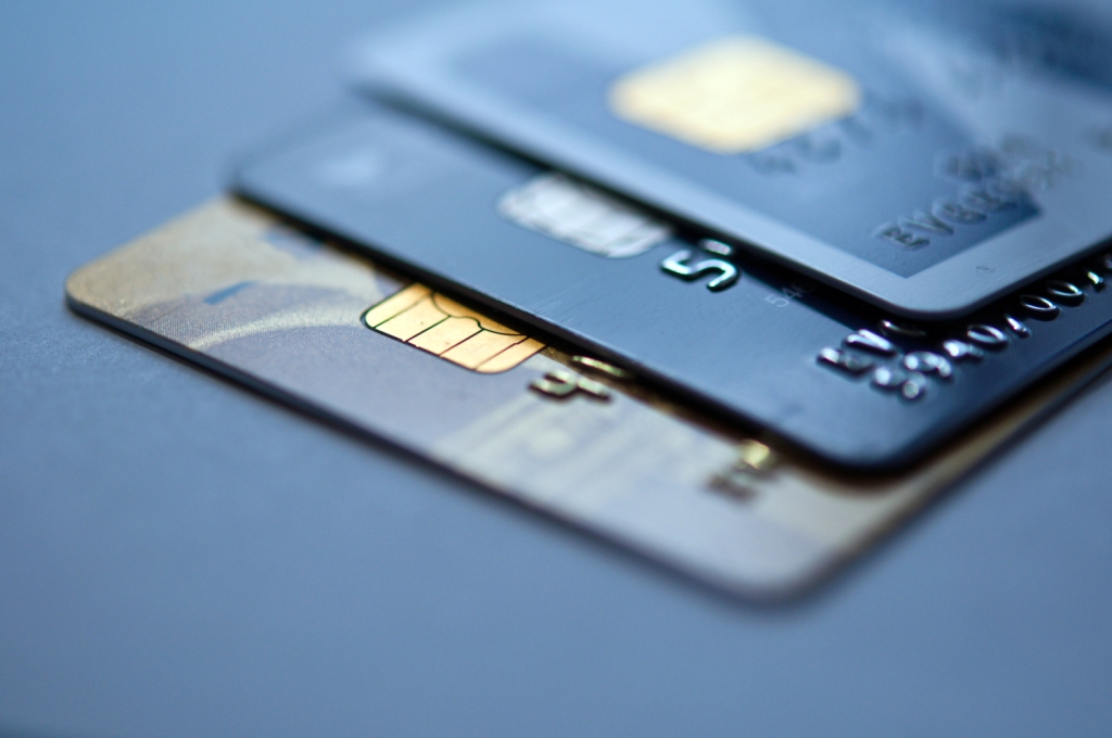 Как безопасно пользоваться кредитной картой: советы Роспотребнадзора 	