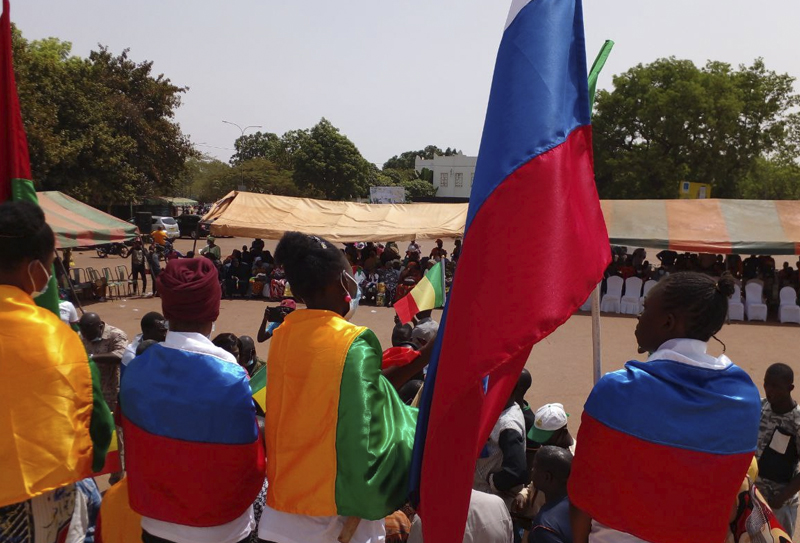Граждане Буркина-Фасо провели митинг в поддержку России, Мали и своего правительства 