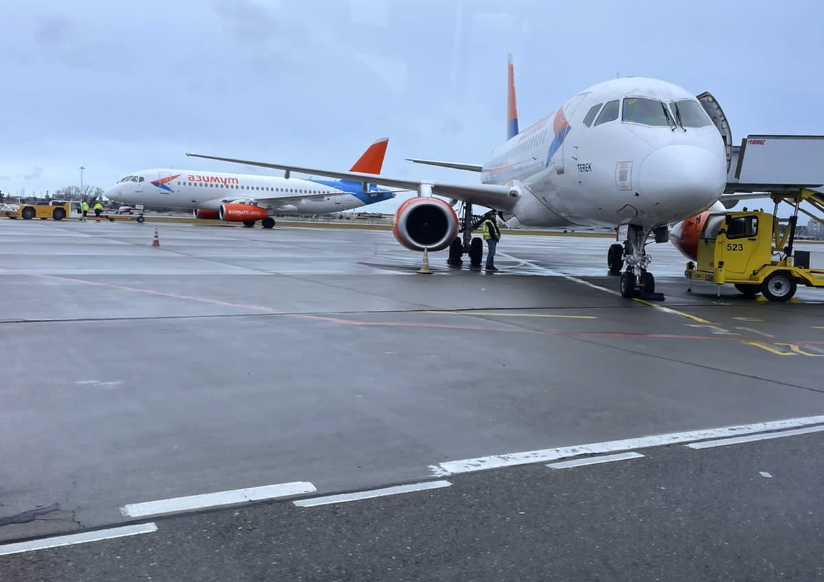 В российских аэропортах появятся здравпункты фельдшерской помощи населению