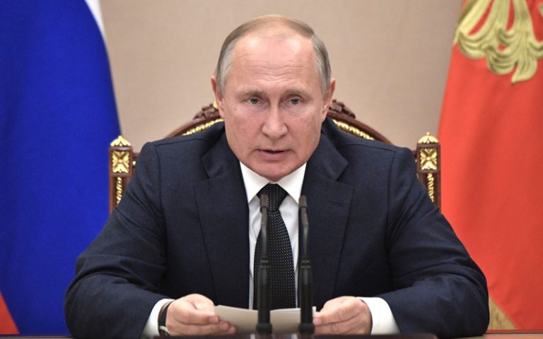 Президент внес в Думу поправки к Конституции РФ