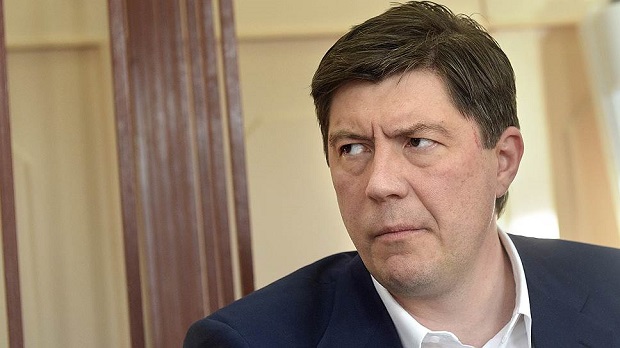 Бывший владелец банка «Югра» Алексей Хотин требует наказать РБК за клевету